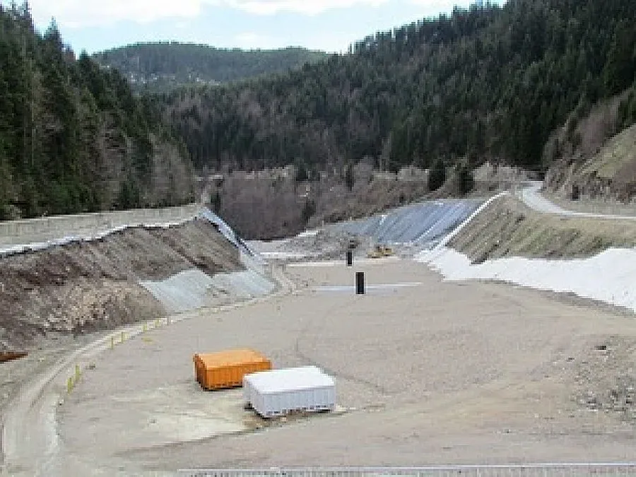 Кметове чакат помощ за депо за отпадъци