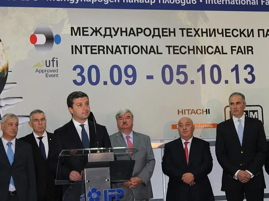 Стойнев: За МС е приоритет сътрудничеството с бизнеса