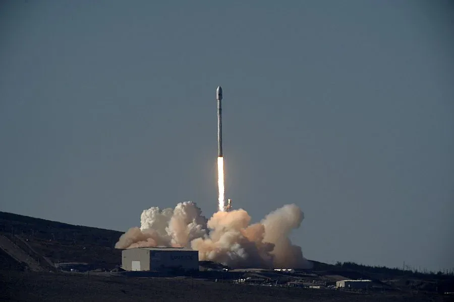 SpaceX тестваха нова ракета