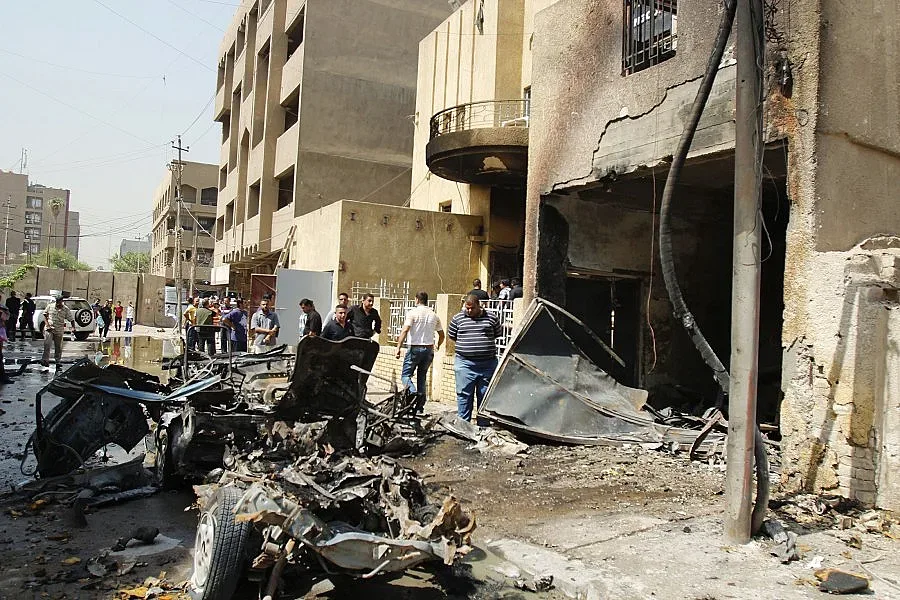 9 коли-бомби избухнаха в Багдад