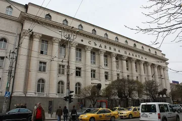 Сигнал за бомба затвори Съдебната палата