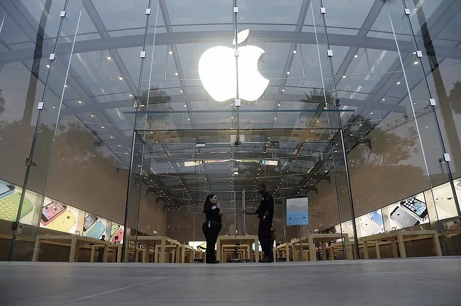 Apple стана най-скъпия бранд в света