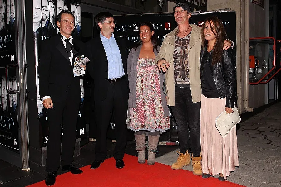 Донков се забърква в страстна афера в сериала Четвърта власт