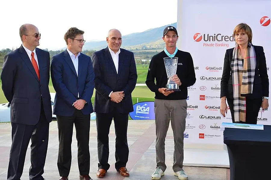 Министър връчи чек за 10 бона