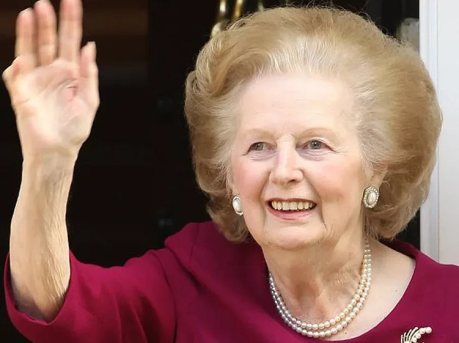 Погребаха урната на Маргарет Тачър