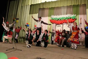 25 години вярност към фолклора