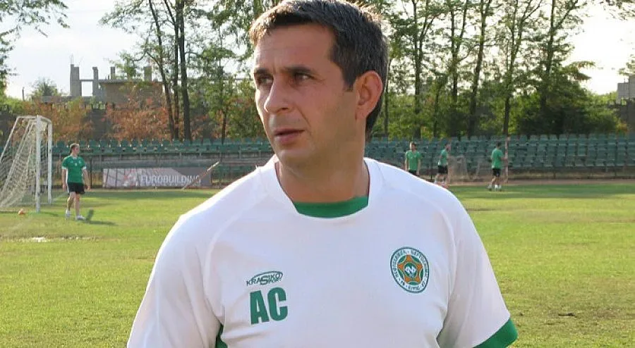 Набутват Спасов срещу "Локо"