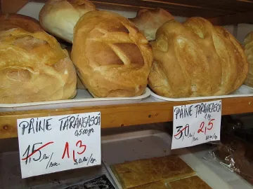 Пловдивчани изнасят хляб за Румъния