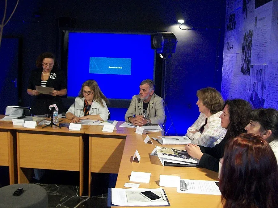 Гласят аудиовизуален музей на литературата