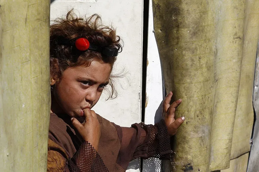 Омбудсманът на Франция предложи единна политика за ромите