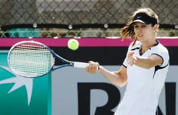 Украинка спря Пиронкова на старта в Пекин