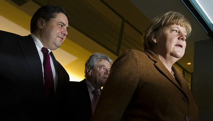 Изнудват Меркел за министри