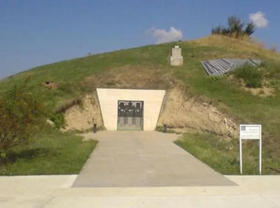 Могилите до Свещари повтарят съзвездие