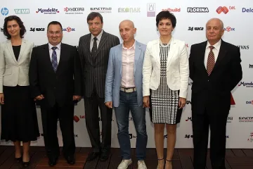 10 в битка за "Мениджър на годината"