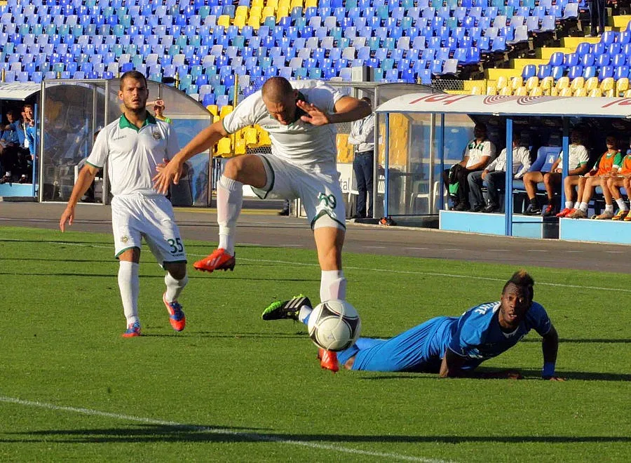 "Левски" без Генков срещу "белия" кошмар
