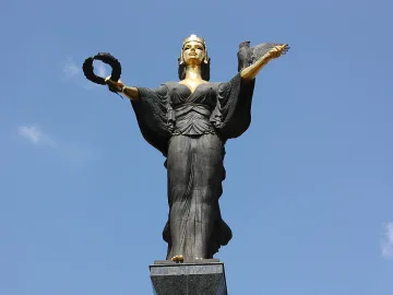 За всички шофьори! Забранява се престоят и паркирането по повод Деня на София
