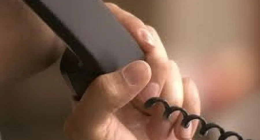 Продължават "ало" измамите