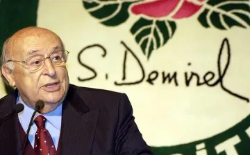 Турция обвини Демирел в участие във военен преврат