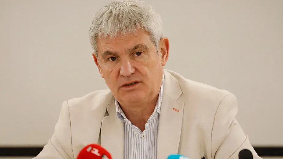 Шефът на КНСБ иска спешни промени за линията на бедност