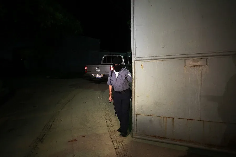 Над 18 затворници избягаха в Турция