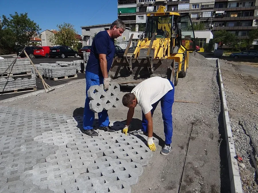 Благоустрояването по кварталите на Ямбол продължава