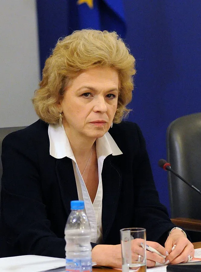 Първанова ще управлява имотите на БАН