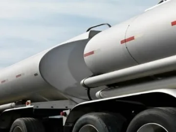 Взеха книжката на шофьора, летял в насрещното движение