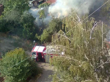 Пожар лумна в къща в столичния квартал „Надежда”