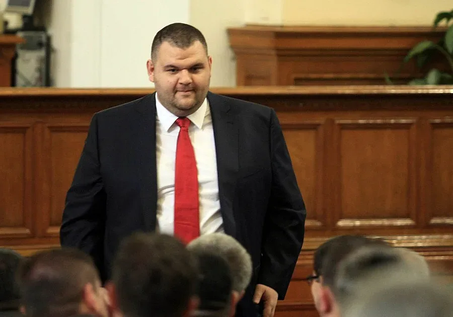 КС изслушва Пеевски в началото на октомври