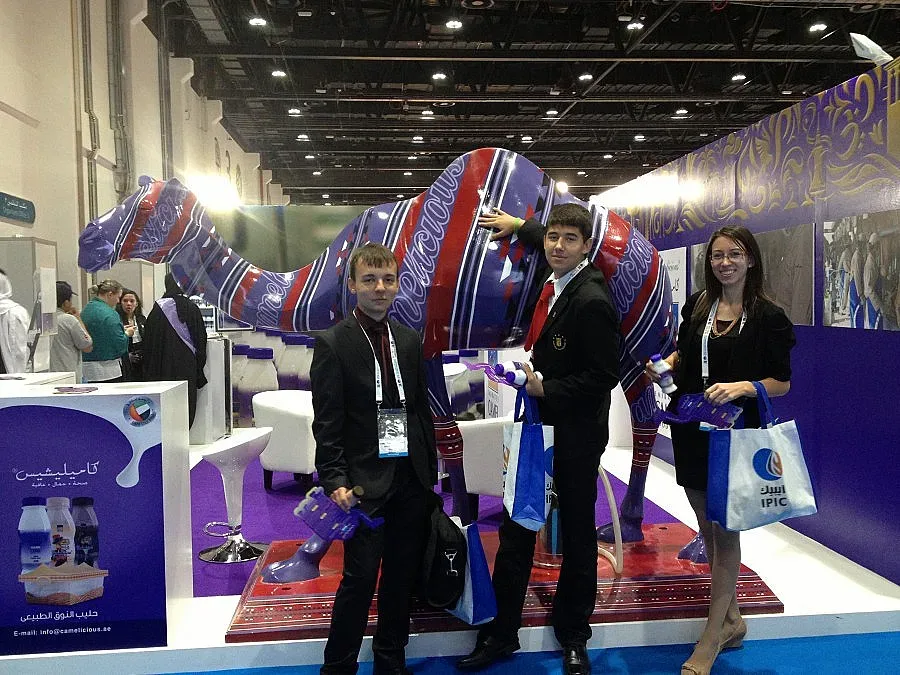 Шейхът на Абу Даби хвали наши таланти