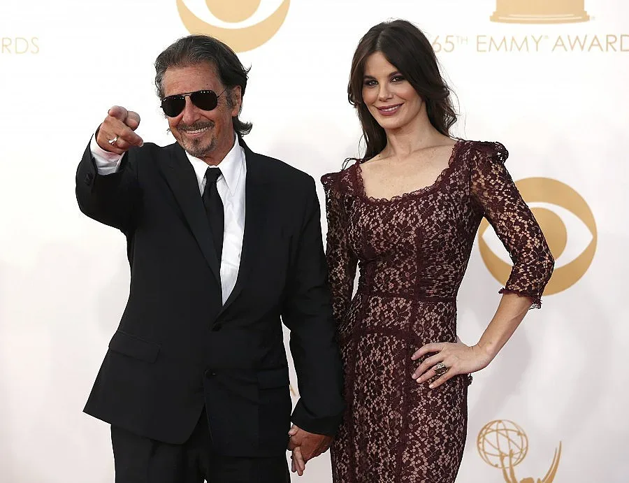 Ал Пачино се фука с младо гадже