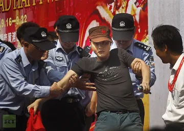 Порно дилъри пратиха каталозите си в полицията