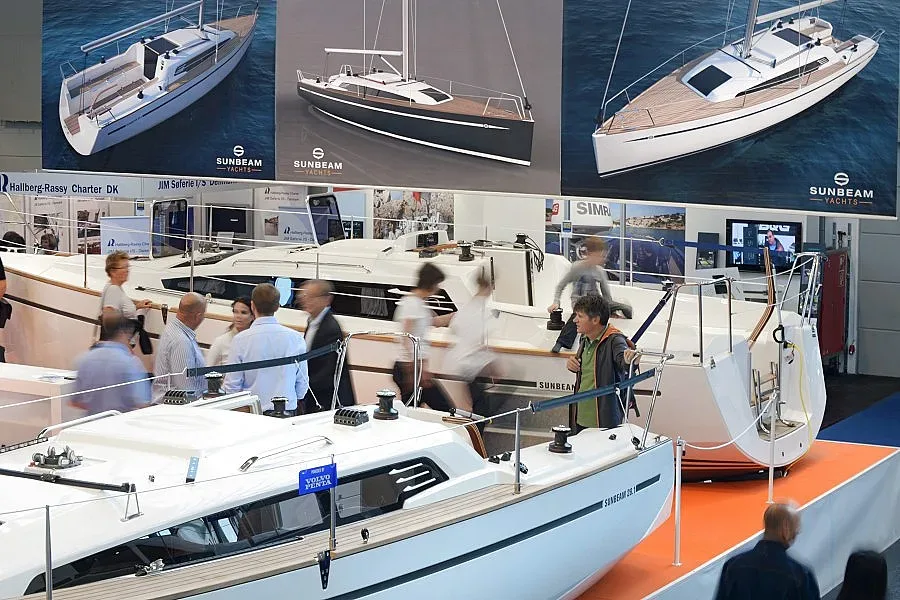 Ставаме разпределителна гара за круизите