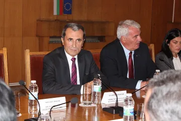 Орешарски: Може би Първанов е прав