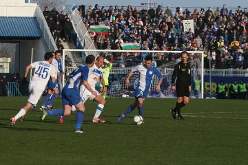 "Левски" надви "Черноморец" като гост