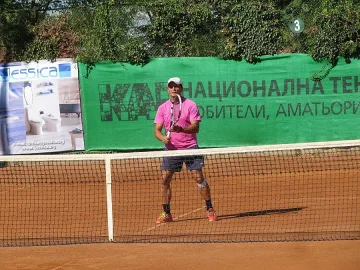 Бивш еврошампион по щанги бие наред на тенис