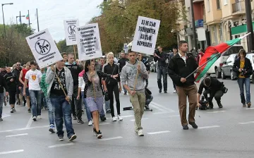 Гей парад и анти-гей протест огласят столицата 