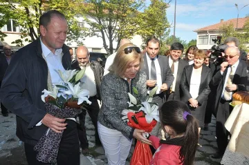 Миков и Терзиева инспектираха път към Сърбия