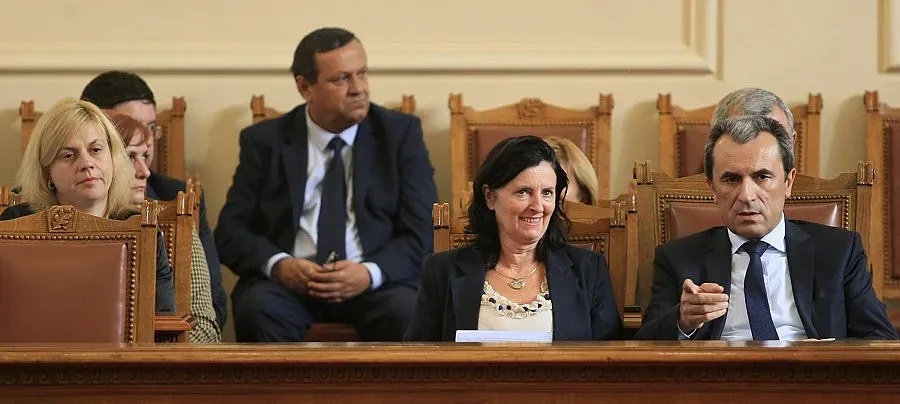 Дават данък "лихва" за образование