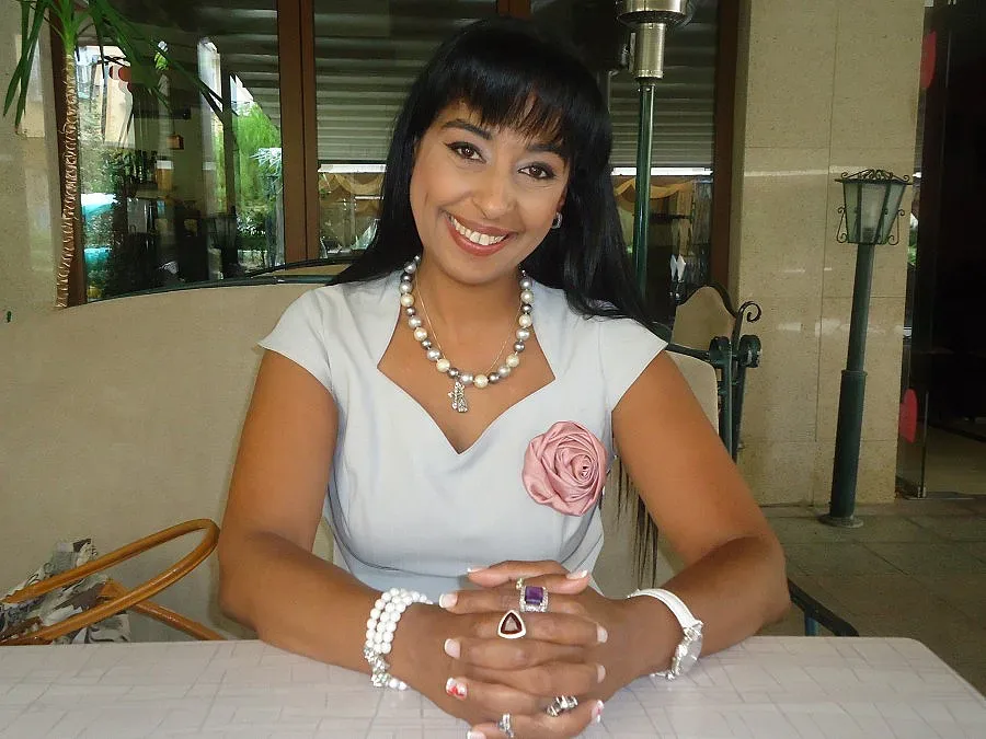 Сирийците бягат от войната, не от Асад