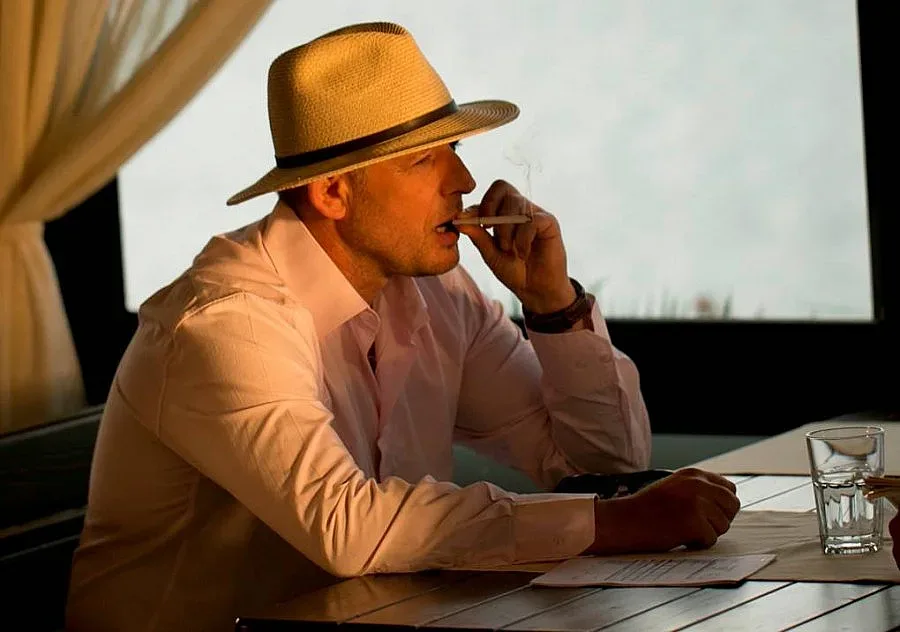 Джаро се завръща по море