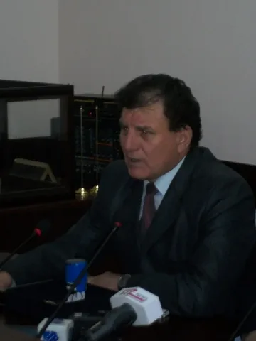 Заралии щели да атакуват масово БАСТА