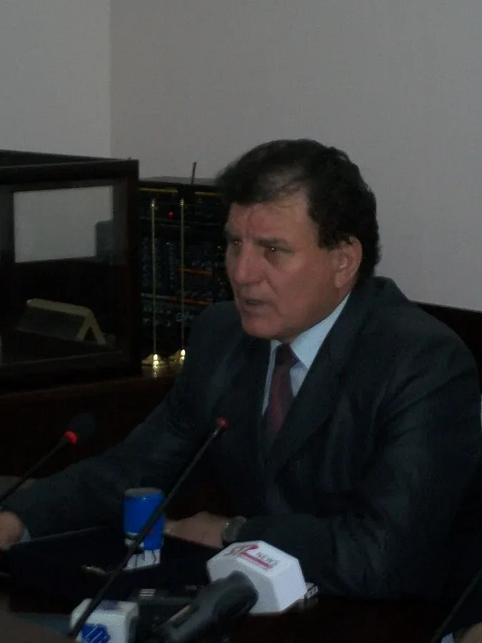 Заралии щели да атакуват масово БАСТА