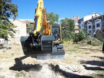 Нова забавачка вдигат в Града на липите