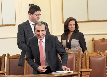 Орешарски писа 5 на кабинета