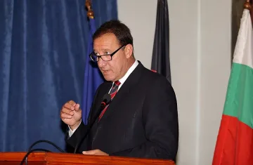 Отхвърлиха проекторешението на Сидеров за Сирия