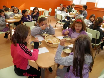 Нови кухни хранят деца и ученици в Разлог