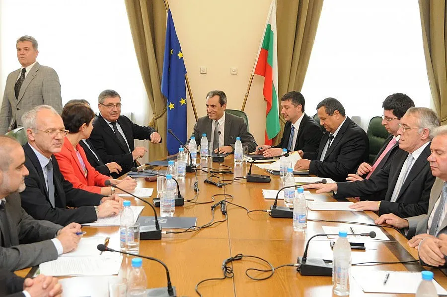 Орешарски се отчита за 100-те дни управление