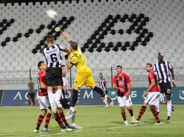 Паника на "Лаута" заради "лимонка"