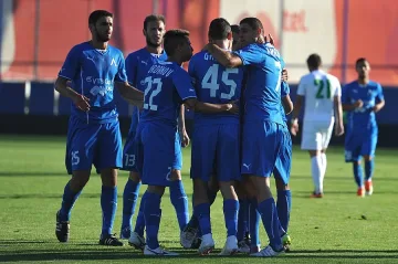 "Левски" взе глътка въздух с 4:0  